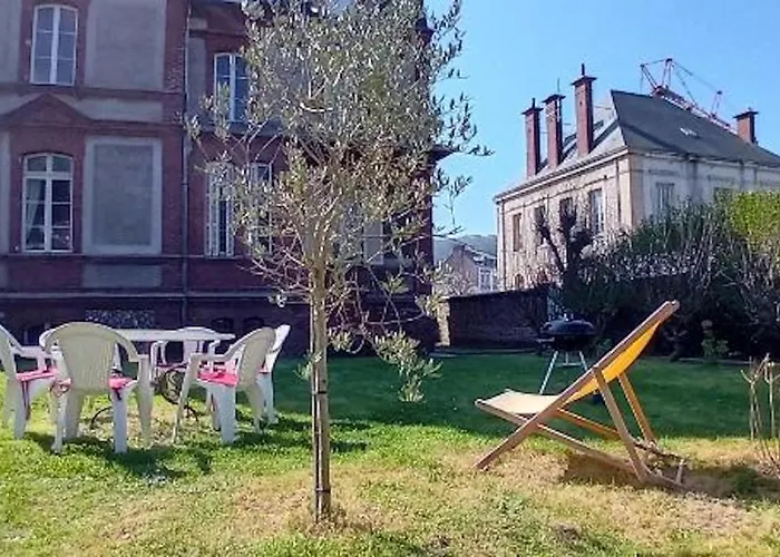 Le Jardin Du Clocheton, Jardin Et Parkings Prives, Centre Etretat